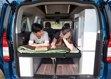Camp bed with folding bench seat for VW Caddy 5 L2