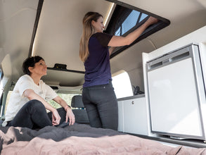 Reimo Camp bed with folding bench seat for VW Caddy 5 L2 - image 4