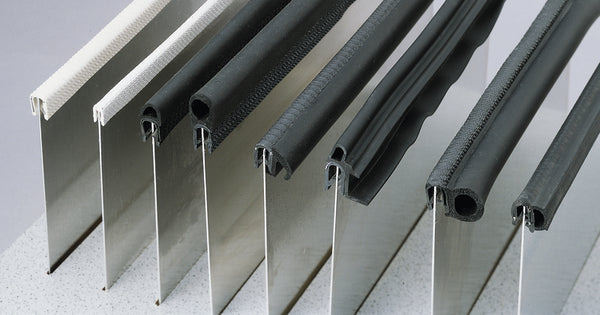 Reimo Lip profile for cab cut-out EasyFit T5 - 294541 | Stahlor image 1