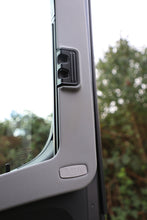 Remis REMIfront rollo side windows right/left Sprinter ab Bj. 2019 - 37469 | Stahlor image 1