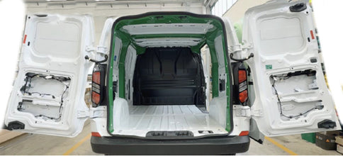 Car Fibreglass F.Custom V710 L1H1 Kabelk - 400245 | Stahlor image 2