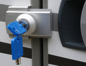 IMC C Additional lock for motorhome door - 464350 | Stahlor image 1