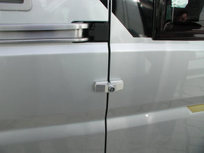 IMC C Universal surface-mounted lock for sliding and rear doors - 464355 | Stahlor image 1