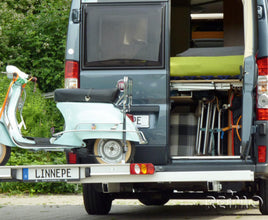 Linnepe Motorcycle carrier for panel van 6.4 meter length - 46626 | Stahlor image 2