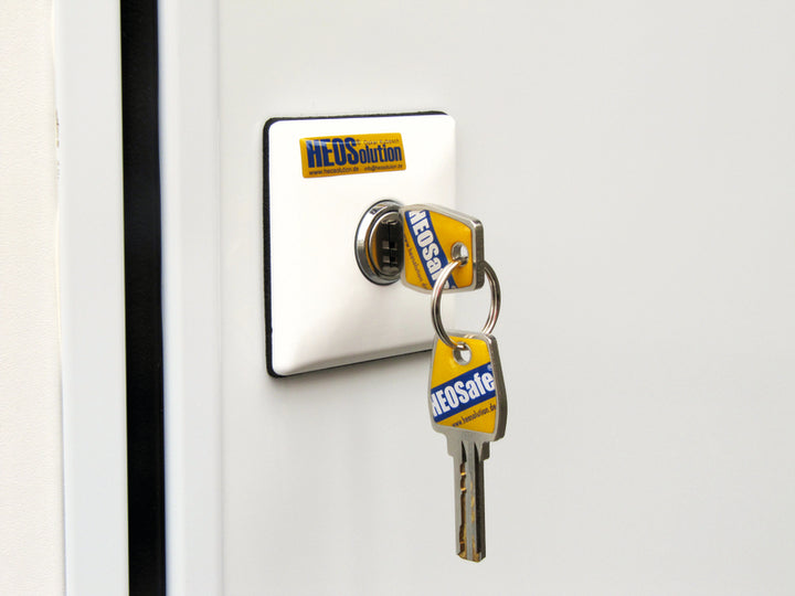 HEOSafe additional lock same-shooting