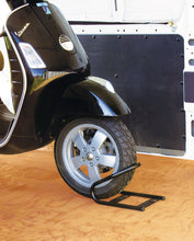 Fiamma MotoWheel Chock Front - 471702 | Stahlor image 1
