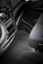 CBEST Soft PVC floor mat for VW T5 from 2003 - 515804 | Stahlor image 6