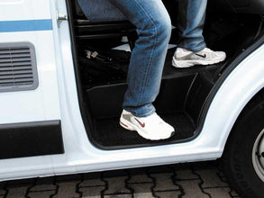 HEOSolution Doormat for entrance step Ford from model 2000 - 516075 | Stahlor image 2