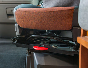 CTA Swivel console Iveco Daily from 2014 - driver and passenger side - 59675 | Stahlor image 2
