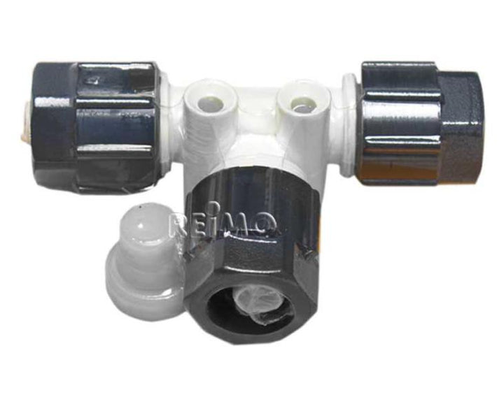T piece with 3 fittings