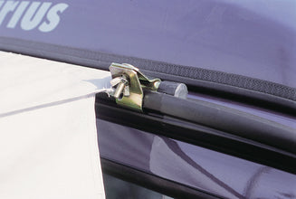 Reimo Rain gutter profile Multi Rail VW T4 long wheelbase - Black - 3040 mm - 90153 | Stahlor image 2