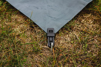 Reimo Tent Technology Fixing clips for tent carpets, 4 pieces - 904489 | Stahlor image 1
